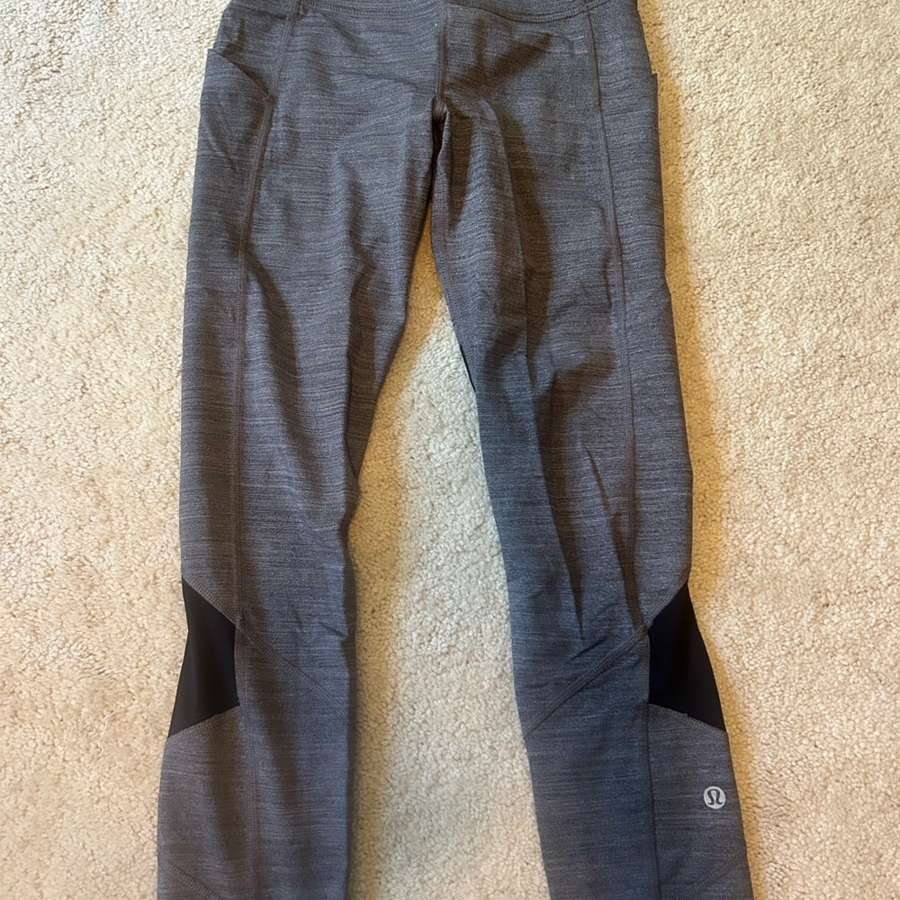 Lululemon Gray Athletic Leggings with Black Panels
